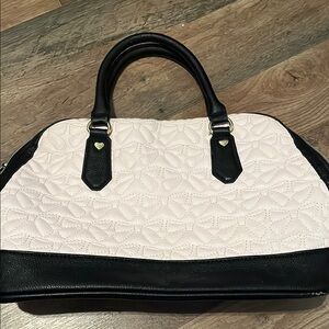 Betty Johnson Elegant Black and light pink Quilted Handbag